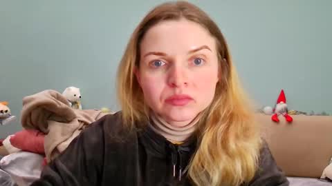 Snapshot of lanaangeldream chatting on March 1, 2026, 6:15 am Lana online show from March 1, 2026, 6:15 am