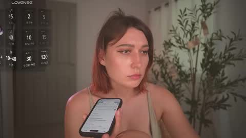 Lana online show from March 17, 2026, 4:28 am