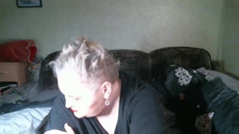 lanacat555 online show from March 12, 2026, 12:50 am