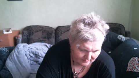 lanacat555 online show from April 4, 2026, 5:38 am