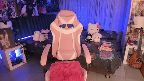 L A N A  online show from January 30, 2025, 4:27 am