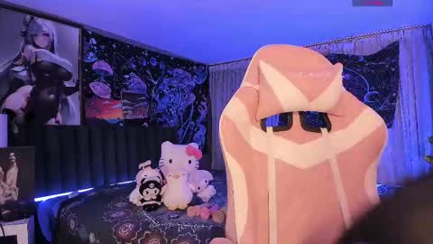 L A N A  online show from February 15, 2025, 2:58 am