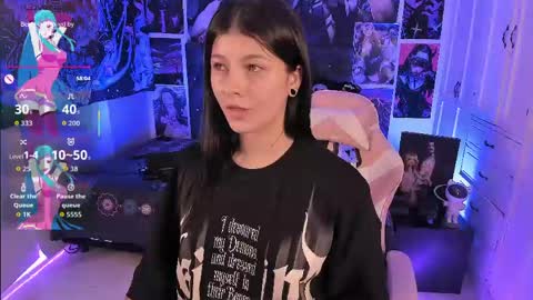 LanaKyutt666 online show from March 19, 2026, 1:09 am