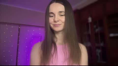 Snapshot of lanaloulou chatting on March 5, 2025, 11:27 pm Lana online show from March 5, 2025, 11:27 pm