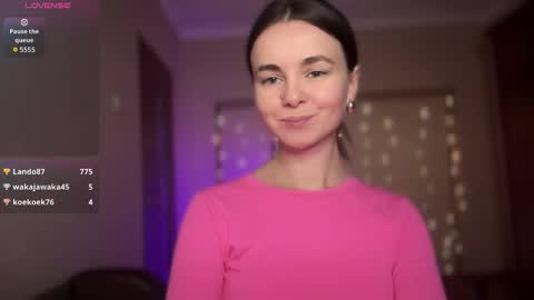 Snapshot of lanaloulou chatting on September 30, 2025, 2:38 am Lana online show from September 30, 2025, 2:38 am