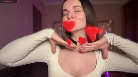 Snapshot of lanaloulou chatting on July 23, 2026, 9:02 pm Lana online show from July 23, 2026, 9:02 pm