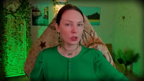Lana Radiance online show from May 27, 2026, 10:34 am