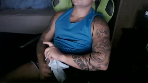 Snapshot of landaw chatting on December 3, 2024, 10:50 am Landaw online show from December 3, 2024, 10:50 am