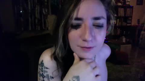 laneglys online show from May 6, 2026, 7:57 am
