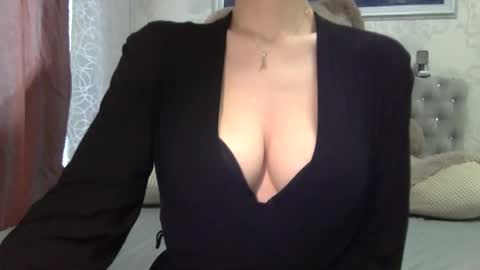 Snapshot of langoria chatting on April 2, 2026, 8:12 am langoria online show from April 2, 2026, 8:12 am