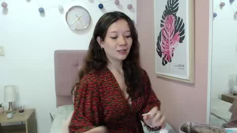 Lanna online show from April 17, 2026, 1:36 pm