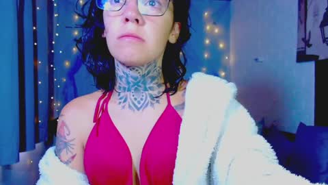 LANNIE   online show from April 9, 2026, 12:32 pm