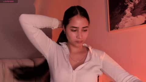 Snapshot of lara_madisson chatting on May 7, 2026, 6:30 am Lara Madisson online show from May 7, 2026, 6:30 am