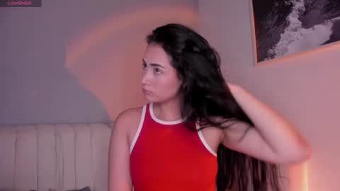 Snapshot of lara_madisson chatting on May 28, 2026, 5:16 am Lara Madisson online show from May 28, 2026, 5:16 am