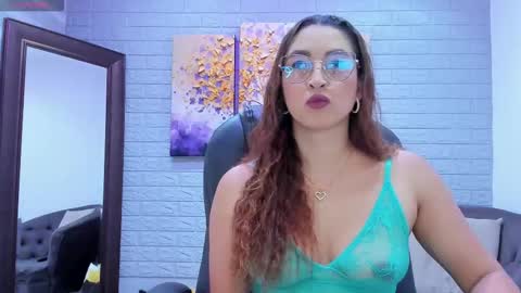      700  200   online show from March 25, 2026, 5:52 pm