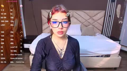 LaraCooper online show from December 16, 2025, 7:08 pm