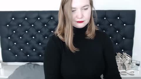 LaraFlirt online show from February 12, 2025, 12:05 am