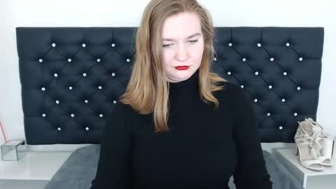 LaraFlirt online show from March 6, 2025, 12:10 am