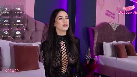 LaraKent online show from December 17, 2025, 8:15 pm