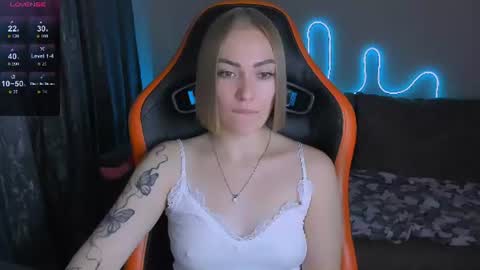 Snapshot of larakrein_lk chatting on July 19, 2026, 3:49 pm LaraKrein lk online show from July 19, 2026, 3:49 pm