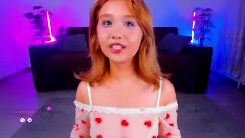 Lara online show from June 15, 2026, 7:05 pm