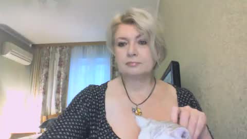 laramrs online show from November 29, 2025, 10:40 am