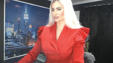 Snapshot of laras_moans chatting on December 22, 2024, 10:06 am laras_moans online show from December 22, 2024, 10:06 am