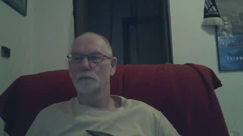Snapshot of larbie chatting on March 9, 2025, 1:46 am Larbie online show from March 9, 2025, 1:46 am