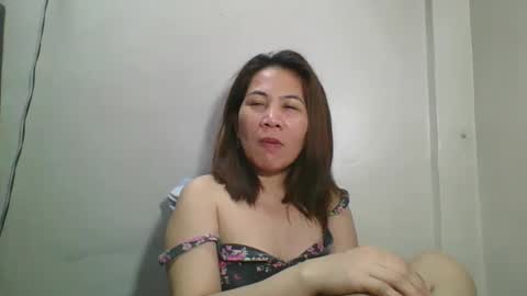 Larice online show from March 10, 2025, 1:23 am