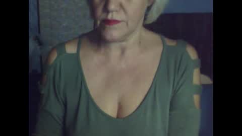 Snapshot of larisaq4ugo24 chatting on September 20, 2025, 8:15 am larisaq4ugo24 online show from September 20, 2025, 8:15 am