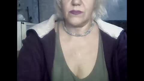 larisaq4ugo24 online show from January 18, 2026, 2:21 pm