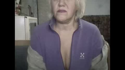 larisaq4ugo24 online show from April 30, 2026, 6:25 pm