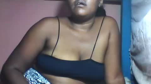 Larissa online show from April 3, 2026, 5:49 am