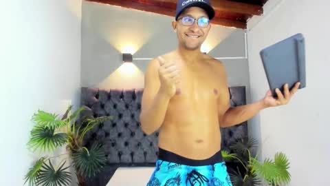 Snapshot of larry_vito chatting on January 15, 2026, 2:10 pm LARRY online show from January 15, 2026, 2:10 pm