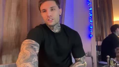 larsskeet online show from November 26, 2025, 2:18 pm