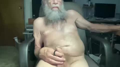 Snapshot of laser134 chatting on October 10, 2025, 2:43 am chris online show from October 10, 2025, 2:43 am