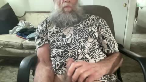 cris online show from April 30, 2026, 7:09 pm