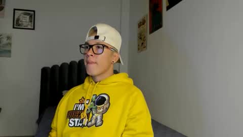 lass_nazar online show from March 19, 2026, 1:20 am