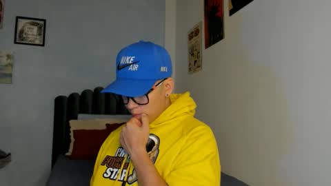 lass_nazar online show from April 4, 2026, 1:15 am