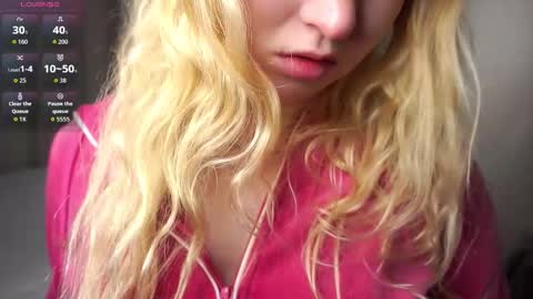 Snapshot of latanyabarthel chatting on October 2, 2025, 7:54 pm Jay online show from October 2, 2025, 7:54 pm