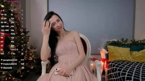 Snapshot of latanyahorstead chatting on December 19, 2025, 11:06 am Olivia online show from December 19, 2025, 11:06 am