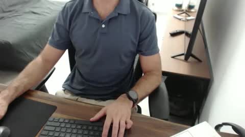 Snapshot of latexdave84 chatting on November 19, 2025, 2:00 am latexdave84 online show from November 19, 2025, 2:00 am