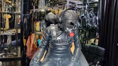 latexlover202 online show from November 25, 2025, 9:26 pm