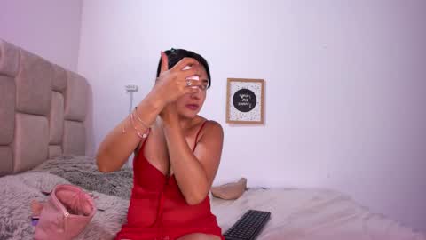 Johana y Santiago online show from March 17, 2026, 9:18 pm