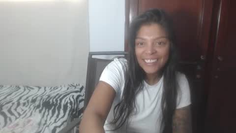 Snapshot of latin_meg chatting on June 25, 2026, 4:11 pm M E G A N online show from June 25, 2026, 4:11 pm