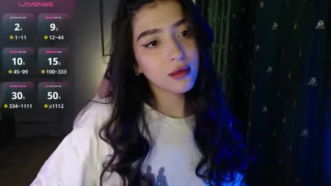 miiiiiiaaaa online show from April 20, 2026, 9:56 am