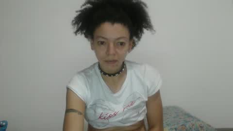 Latinacoka online show from September 23, 2025, 1:30 am