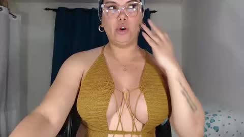 Snapshot of latinaflower_ts chatting on February 14, 2025, 2:50 am FLOR SALVAJE online show from February 14, 2025, 2:50 am