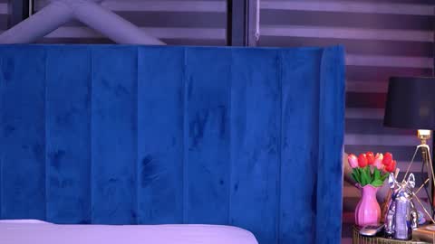 Latina online show from February 14, 2026, 6:48 pm