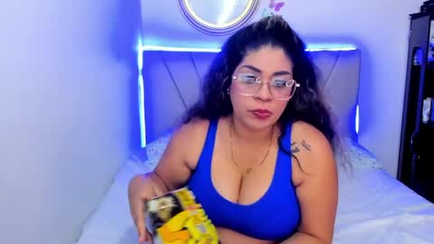 Snapshot of latinamav22 chatting on May 2, 2026, 10:04 pm latinamav22 online show from May 2, 2026, 10:04 pm